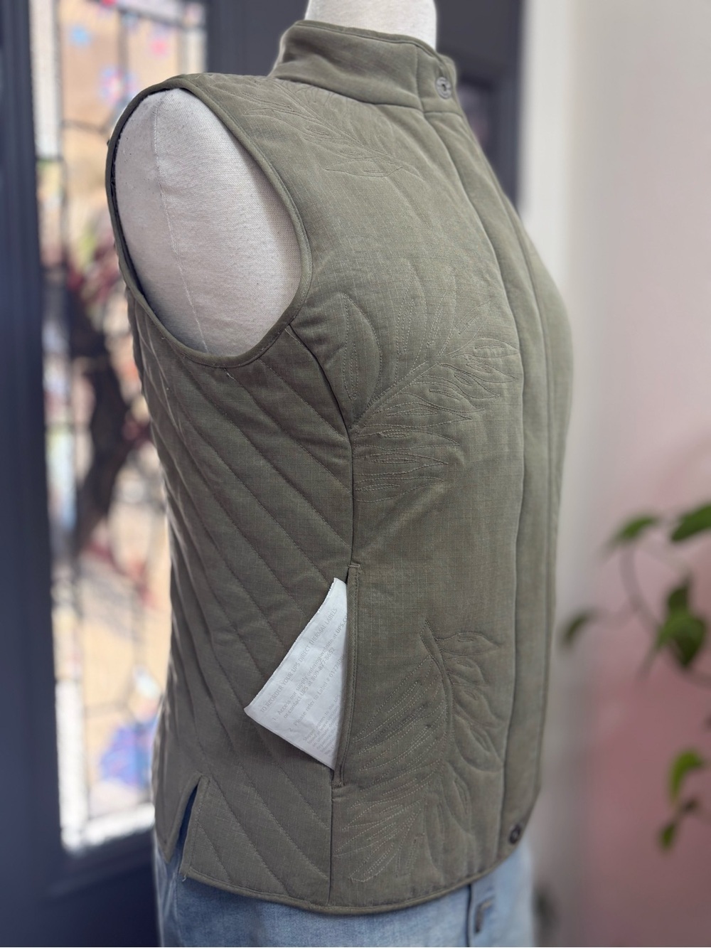 Tommy Bahama Silk Olive Green Quilted Zipper Snap Button Vest - Picture 6 of 11